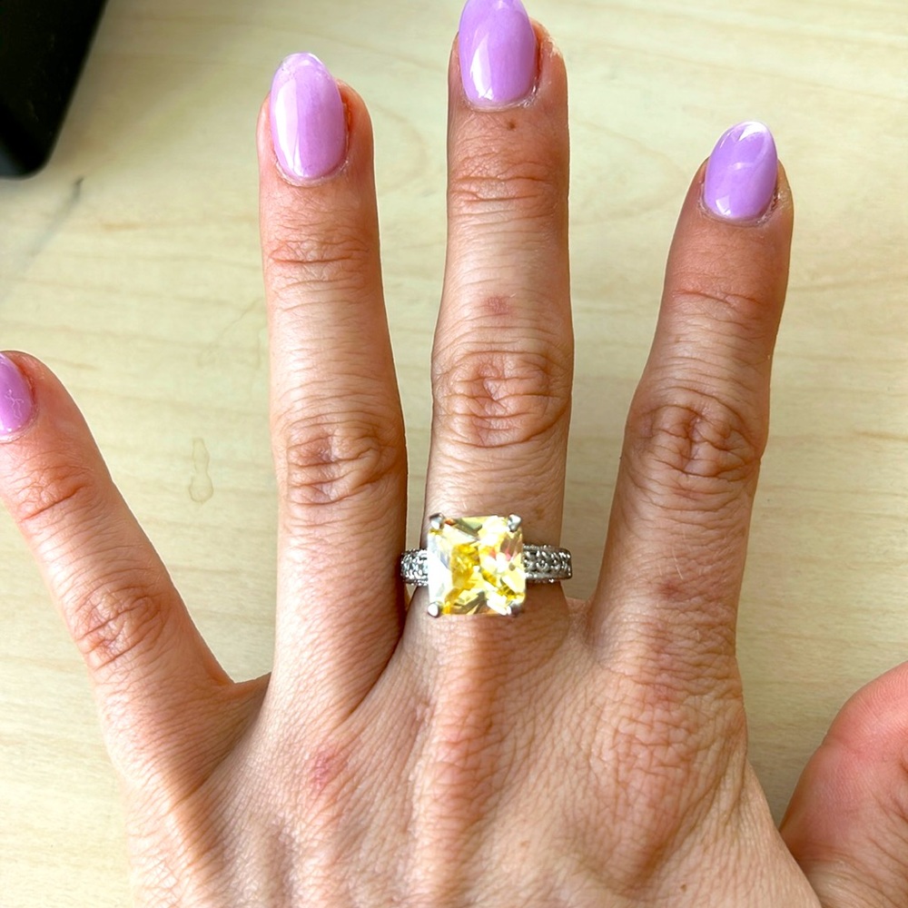 Cocktail Canary Ring - Size 7